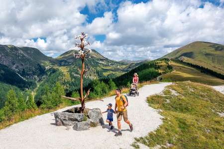 Wandern_barrierefreies Bergerlebnis_Familie_Bergpr